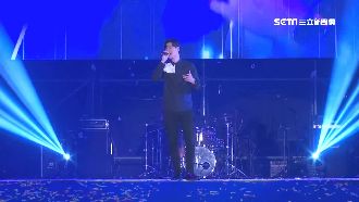 太愛周興哲！男「製工作證」潛演唱會