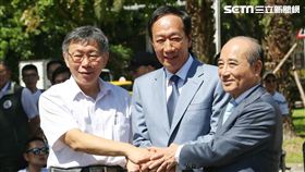 ▲柯文哲、郭台銘、王金平，三人同框「823紀念音樂會」。（圖／記者林士杰攝影）