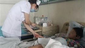 大陸,闢謠,假新聞,包裝,切割機,手指,父親.割草機,點閱率,熱點, 圖／翻攝自微博