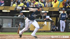 桃猿陳晨威。（圖／記者王怡翔攝影）