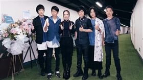 鄧紫棋、五月天（圖／翻攝自臉書）
