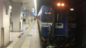 南港落軌　圖／台鐵提供