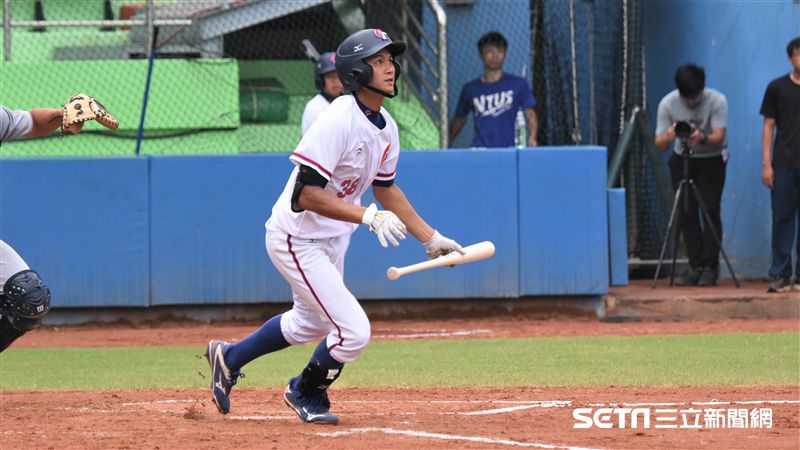 U18／台灣輕鬆打　加拿大攻12分
