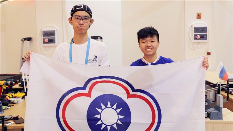台青少年拼國際技能競賽　奪4銀1銅
