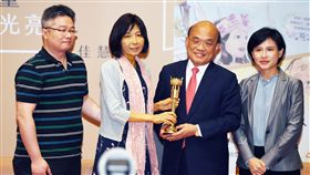 幸佳慧,繪本,生命,鄭麗君,貢獻獎