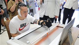 花蓮,慈濟,智能機器人,病患,看病