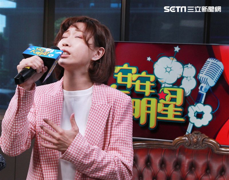 孔晨羽安安大明星。（記者邱榮吉/攝影）