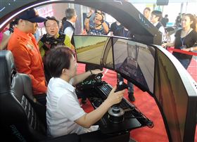 台中,電競嘉年華,盧秀燕,歡迎參加,電競產業(圖/中央社)