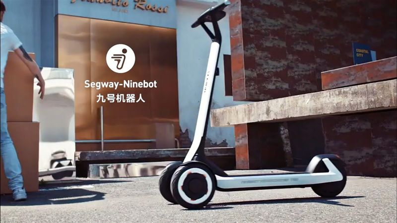 影／自動駕駛新創意　植入電動滑板車