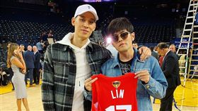 周杰倫與林書豪同為球友交情不錯。（圖／翻攝自周杰倫IG）