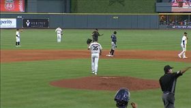 ▲韋蘭德（Justin Verlander）不滿好壞球被趕出場，5.1局送出4K仍居三振王。（圖／翻攝自MLB官網）