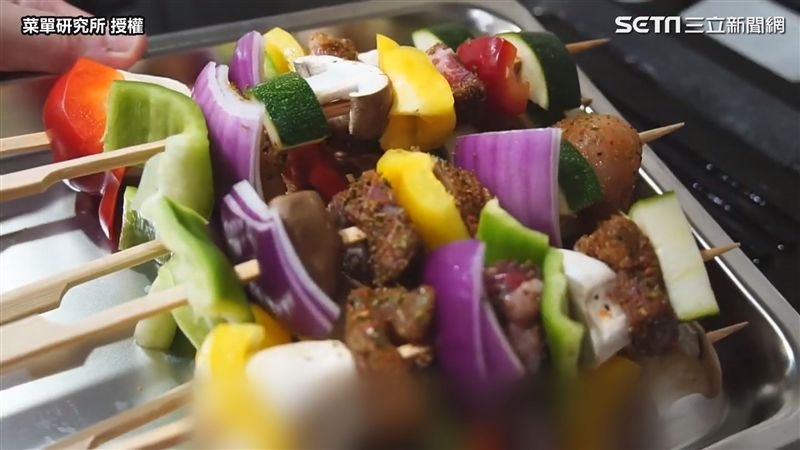 在家裡吃烤肉！用瓦斯爐做串燒料理
