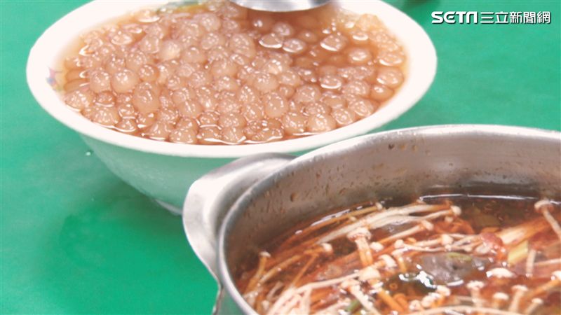 冰與火雙重體驗　 鴉片粉圓配臭豆腐