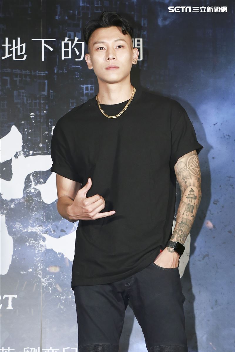 《第九分局》首映會，主題曲演唱頑童瘦子。（圖／記者林士傑攝影）