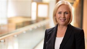 民主黨,參議員,陸天娜,總統初選,女權,退選