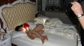 抓姦（圖／翻攝自百度百科）