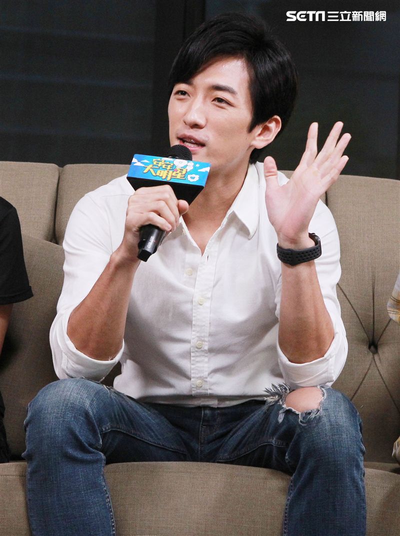 「致親愛的孤獨者」演員鍾政均。（記者邱榮吉/攝影）