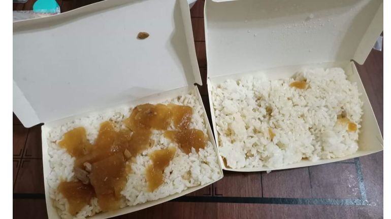 白飯淋肉汁！她掏出了沉重的100塊