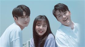 18歲的瞬間,邕聖祐,金香起,申承浩　遠傳friDay影音 提供