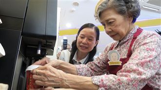 全台北首間　八旬失智嬤變高齡實習生