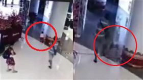 （圖／翻攝自北京時間）中國,深圳,踹童,賣場