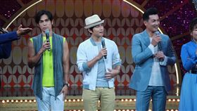 孫協志、伊正、(年代提供)