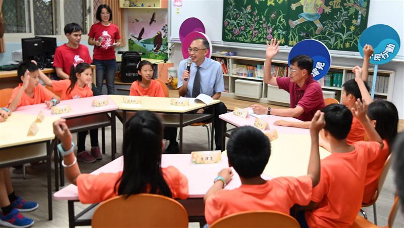 新北忠山實小　真人圖書館育近距對話