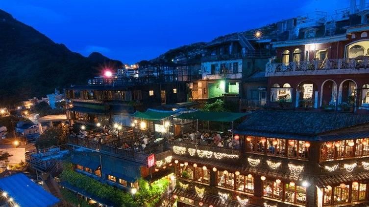 全台十大夜景賞月看星的「高級秘境」