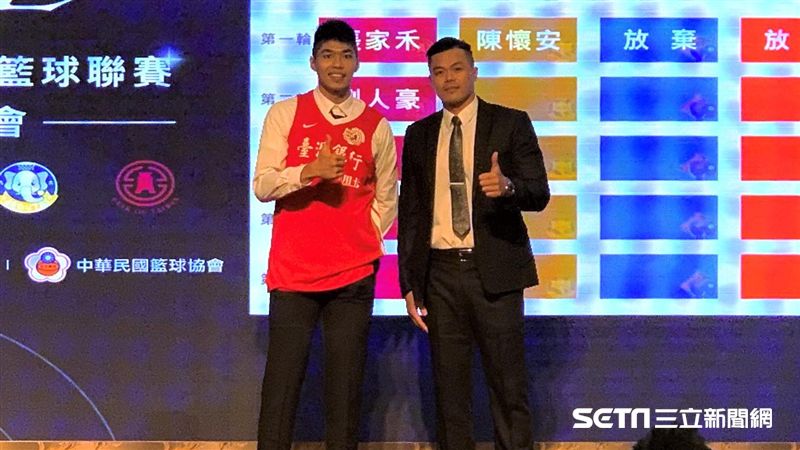 SBL／另類探花！台大醫劉人豪獲選