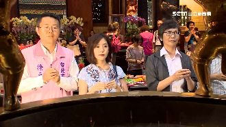 為選立委鋪路？學姐快閃龍山寺參拜
