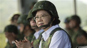 F5戰機墜海釀一死　小英親赴台東