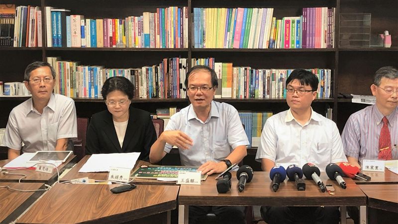 學習歷程草案公布　校外表現不到2成