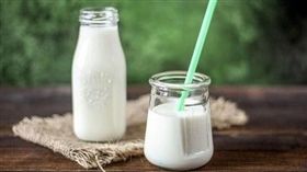 圖／翻攝自pixabay,鮮乳,牛奶