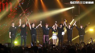 男團開唱哭倒在地　羅志祥也跟著淚崩