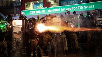 香港流血了！臥底警開槍、無差別攻擊