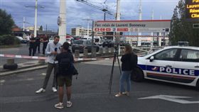 法國第3大城「里昂」附近傳持刀攻擊！釀1死9傷（圖／美聯社／達志影像）