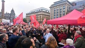 英國,關閉國會,示威,獨裁,脫歐（圖取自facebook.com/JeremyCorbynMP）