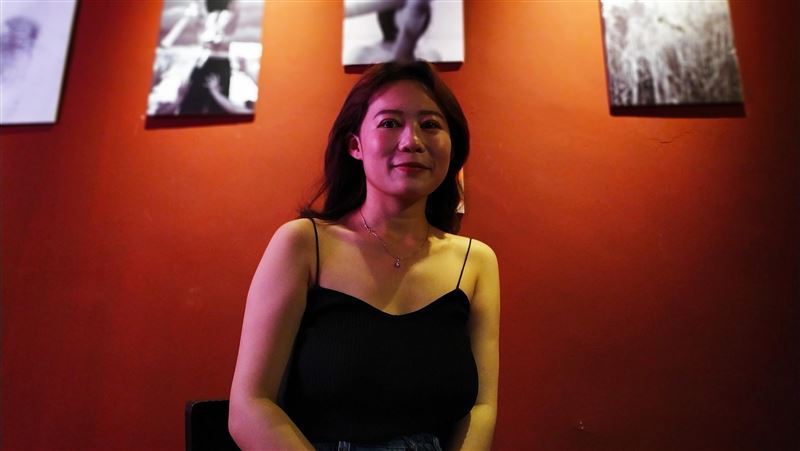 陸生北京辦攝影展　反思權威造喪世代