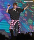 羅志祥和愷樂嘉賓身分現身「C.T.O」演唱會，一起合唱安可曲「有你我就不孤單」、「口袋裡的愛」，期許未來能和創造力家族的成員一起唱進小巨蛋。（記者邱榮吉/攝影）