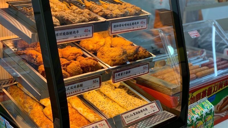 變身燒烤店　小七開賣串燒、蜜汁雞排