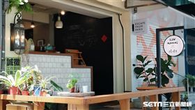 台北市衛生局今（2）日公布，北市中山區慢慢早食堂的蛋餅皮驗出含有己二烯酸，不符合規定。（圖／台北市衛生局提供）