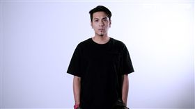 嘎嘎潘俊佳新歌都是我
如JPG標註提供