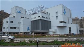 桃園市長鄭文燦親自視察蘆竹國民運動中心，提供市民安全又健康的運動場所！(圖/桃園市政府)