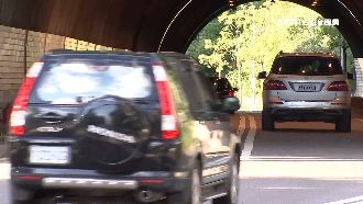 自強隧道區間測速合理？他揭真正用意