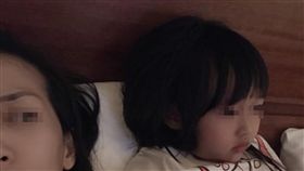 媽媽,女兒,親餵,抓胸,小手,爆怨公社,陪睡