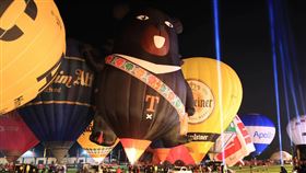 喔熊參加德國熱氣球節德國西部的紹爾蘭（Sauerland）8月30日至9月7日舉辦華士坦國際熱氣球嘉年華，台灣的「喔熊」熱氣球與各國熱氣球一起升空。（觀光局駐法蘭克福辦事處提供）中央社記者林育立柏林傳真　108年9月2日