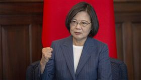 蔡英文總統3日上午接見「敬軍企業代表」。（圖／總統府提供）