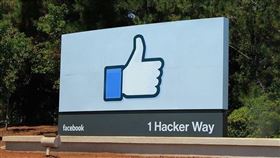 臉書,讚數,貼文,人氣競賽,心理健康（圖取自Pixabay圖庫）