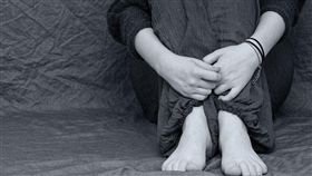 憂鬱,哭泣,沮喪（圖／翻攝自Pixabay）