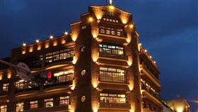 日本東京電視台首度播出台南專題報導，以台南市美術館一館及林百貨（圖）為例，解釋台南是保有日治風情的城市。（圖取自facebook.com/HAYASHI.TW）